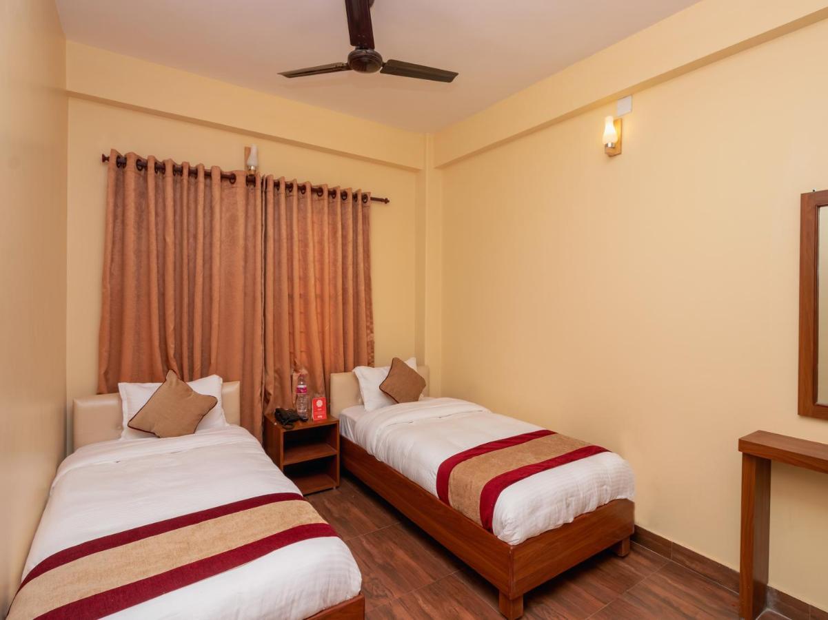 Oyo 253 Hotel Pinnacle Pokhara Exterior foto