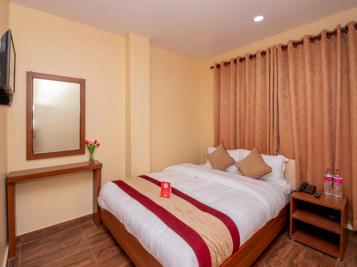 Oyo 253 Hotel Pinnacle Pokhara Exterior foto