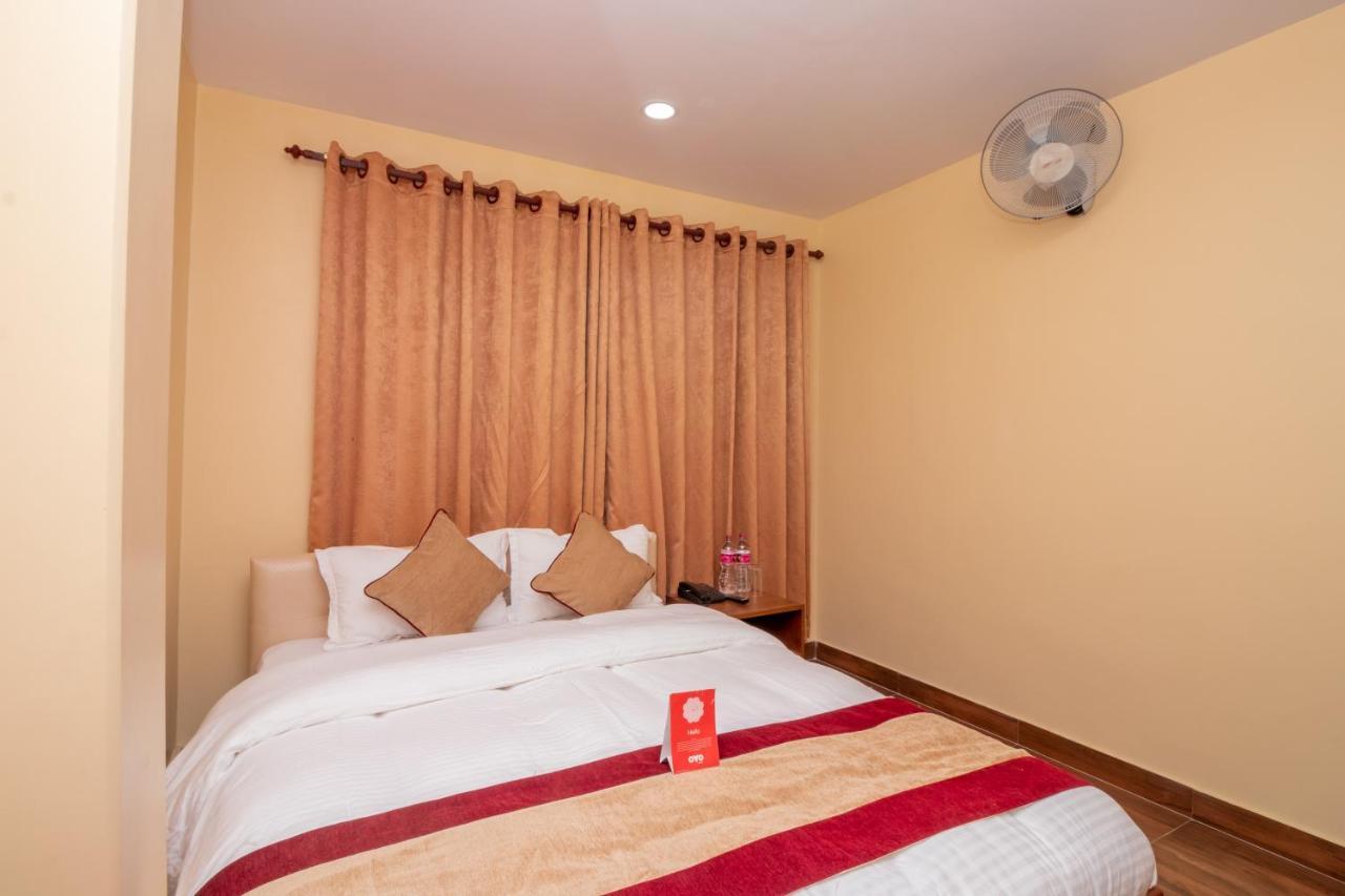 Oyo 253 Hotel Pinnacle Pokhara Exterior foto